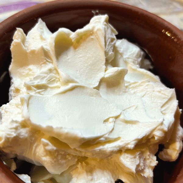 TAM YAĞLI SÜZME YOĞURT