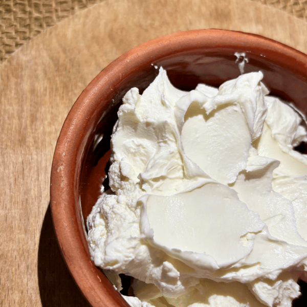 TAM YAĞLI SÜZME YOĞURT